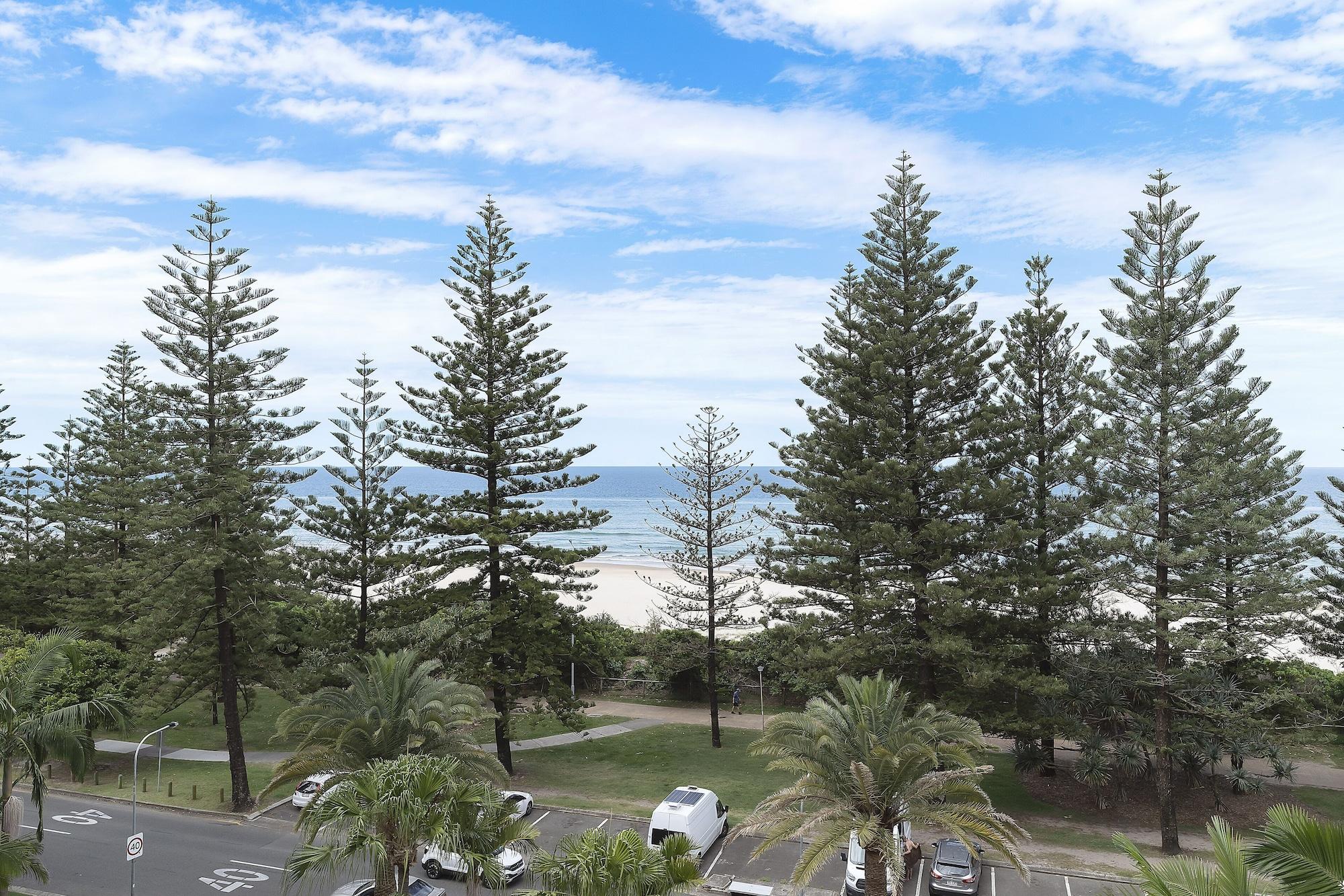 Ultiqa Burleigh Mediterranean Resort Gold Coast Exterior foto