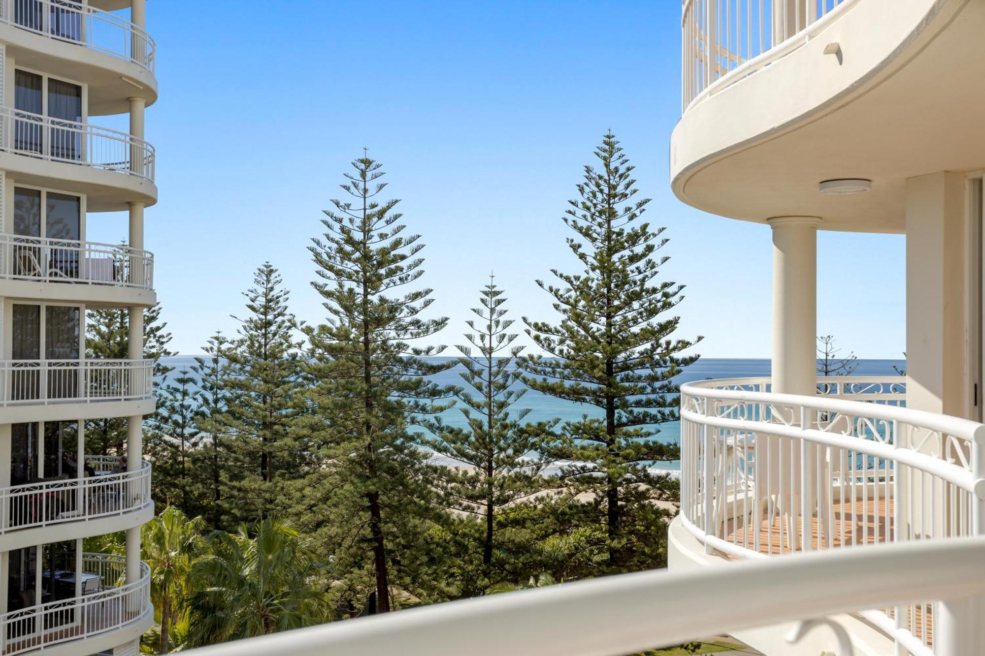 Ultiqa Burleigh Mediterranean Resort Gold Coast Exterior foto